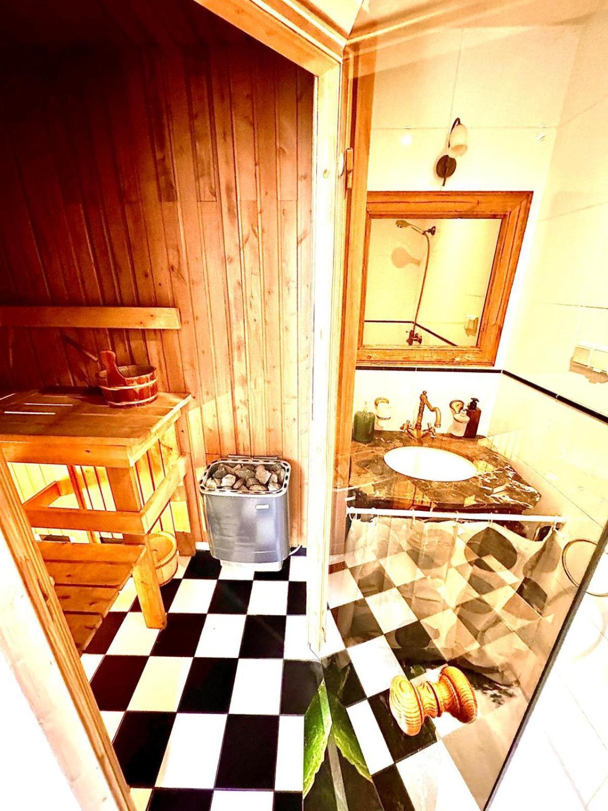 Appartement Medieval Unit With Sauna à Tallinn Extérieur photo